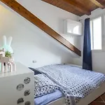 Terraggio Mansard By Interhome アパート ミラノ