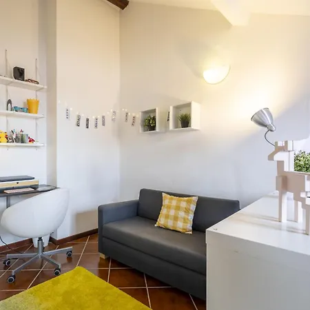 Daire Terraggio Mansard By Interhome Milano