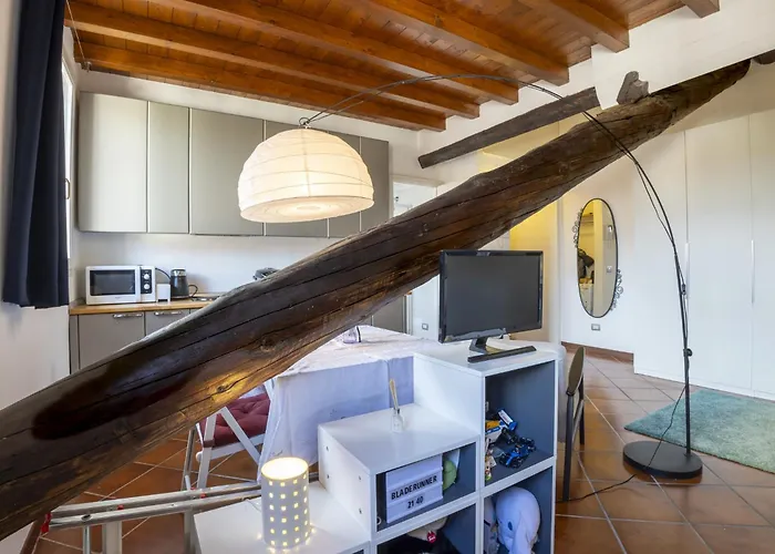 شقة Terraggio Mansard By Interhome ميلان